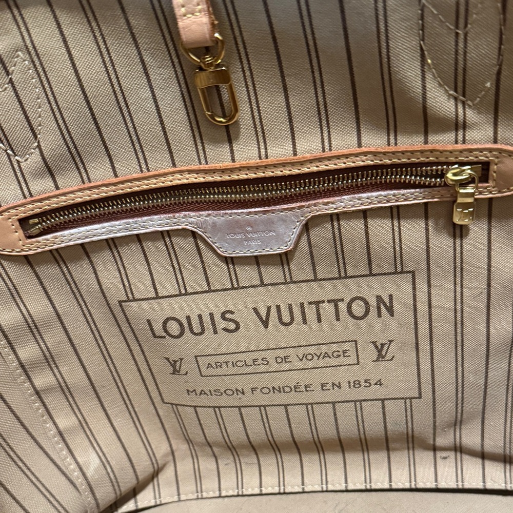 ✨Louis Vuitton Neverfull Monogram Tote Bag - Picture 9 of 12